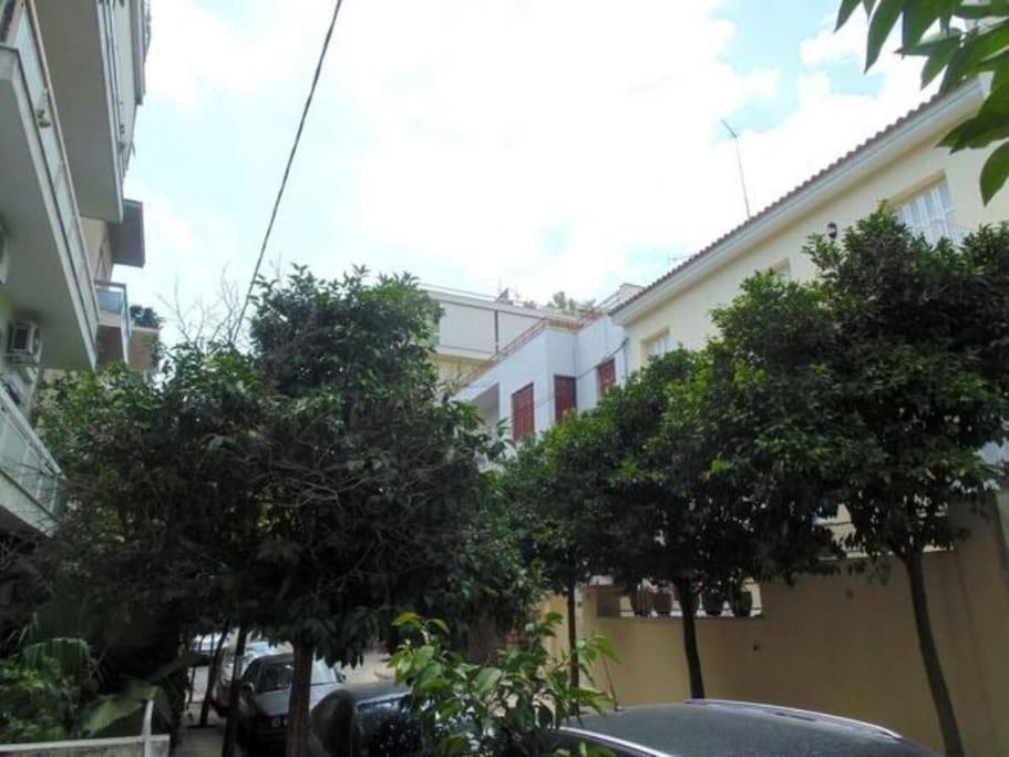 Apartment With Private Patio Athènes Extérieur photo